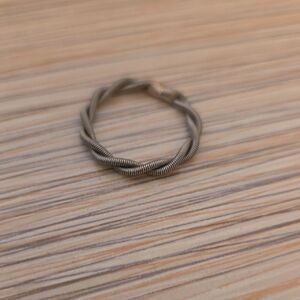 Twisted Metal Ring